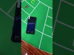 Εισαγωγή του CVK 680 Poker Analyzer iPhone για τράπουλες με μαρκαρισμένα φύλλα με γραμμωτό κώδικα για εσάς