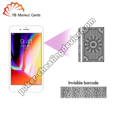 Το IPhone 8 συν τη συσκευή συσκευών ανάλυσης πόκερ CVK 600 εξαπατά στην κάρτα παιχνιδιού